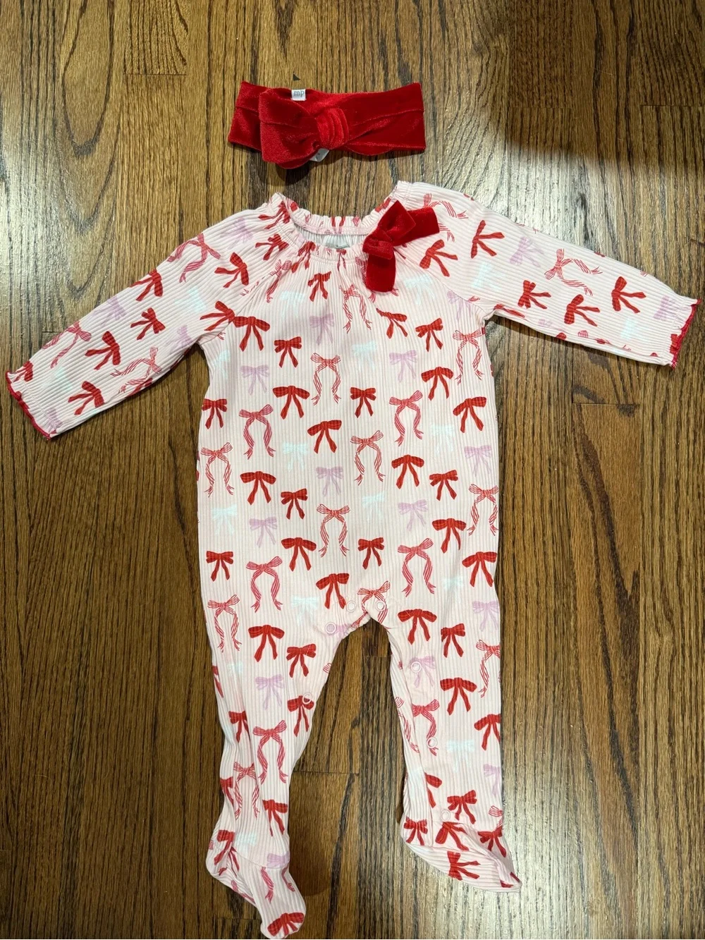 Mud Pie Christmas Bow Sleeper & Headband Set